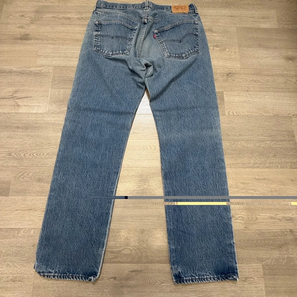 Vintage 1983 Levi's 501 Jeans Mens 34x32 Blue USA Made Button Fly Red Tab